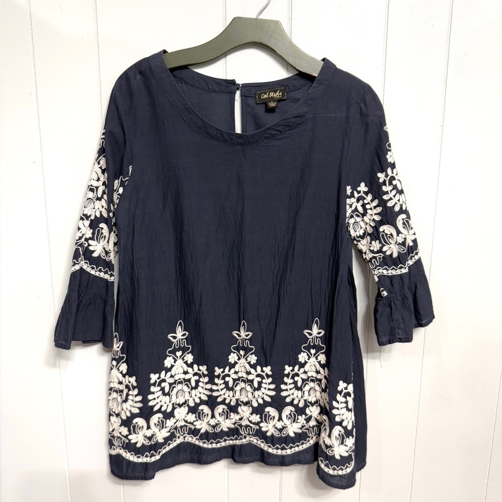 #14)  Cordry Navy Embroidered Tunic Top